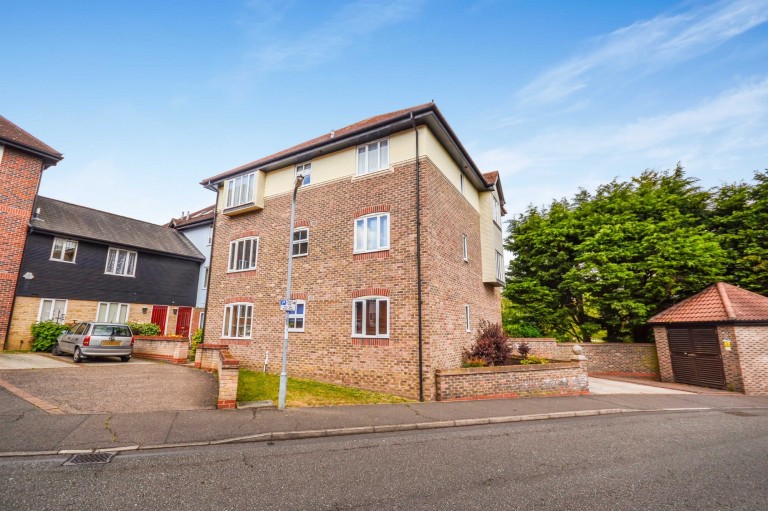 View Full Details for Nicholsons Grove, Colchester - EAID:90ef3fe195d2b9a04aee647f2129548d, BID:1