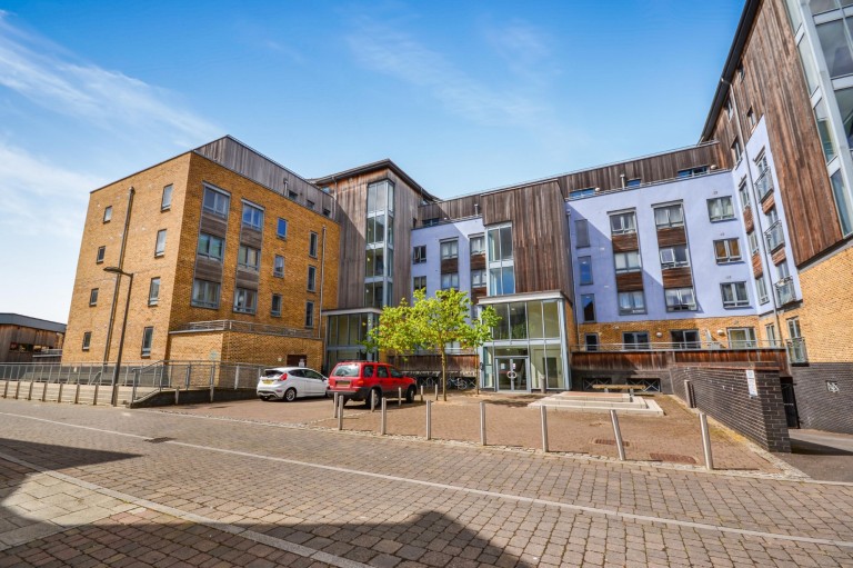 View Full Details for Quayside Drive, Colchester - EAID:90ef3fe195d2b9a04aee647f2129548d, BID:1