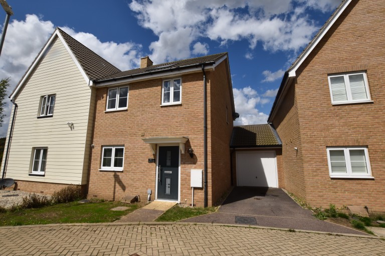 View Full Details for Magpie Chase, Stanway, Colchester - EAID:90ef3fe195d2b9a04aee647f2129548d, BID:1
