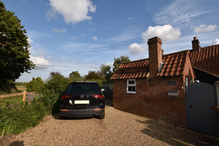 View Full Details for Raydon Road, Great Wenham - EAID:90ef3fe195d2b9a04aee647f2129548d, BID:1