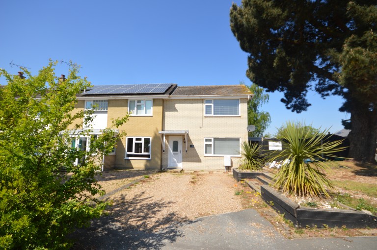 View Full Details for Denham Close, Wivenhoe - EAID:90ef3fe195d2b9a04aee647f2129548d, BID:2