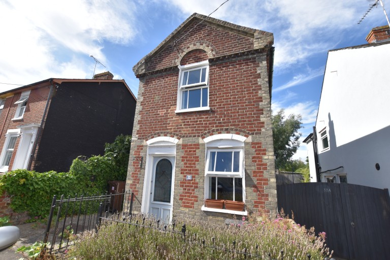 View Full Details for Albion Street, Rowhedge, Colchester - EAID:90ef3fe195d2b9a04aee647f2129548d, BID:1