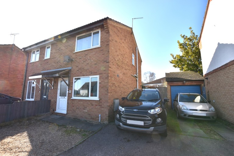 View Full Details for Curlew Croft, Longridge Park, Colchester - EAID:90ef3fe195d2b9a04aee647f2129548d, BID:1