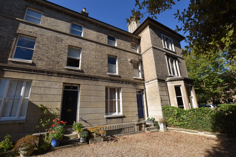 View Full Details for The Avenue, Colchester - EAID:90ef3fe195d2b9a04aee647f2129548d, BID:1