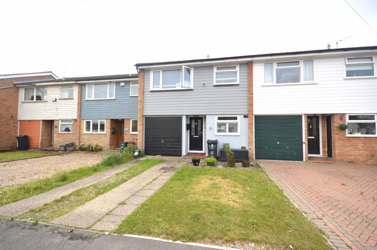 View Full Details for Holly Way, Elmstead - EAID:90ef3fe195d2b9a04aee647f2129548d, BID:2