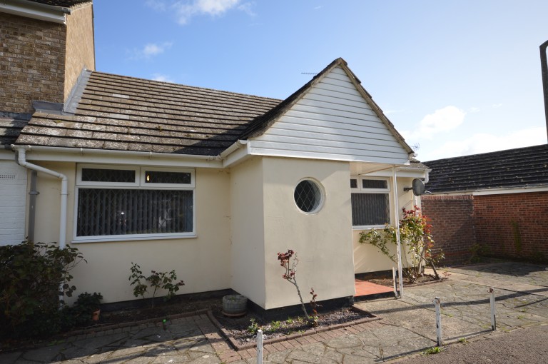 View Full Details for Caroline Close, Wivenhoe - EAID:90ef3fe195d2b9a04aee647f2129548d, BID:2